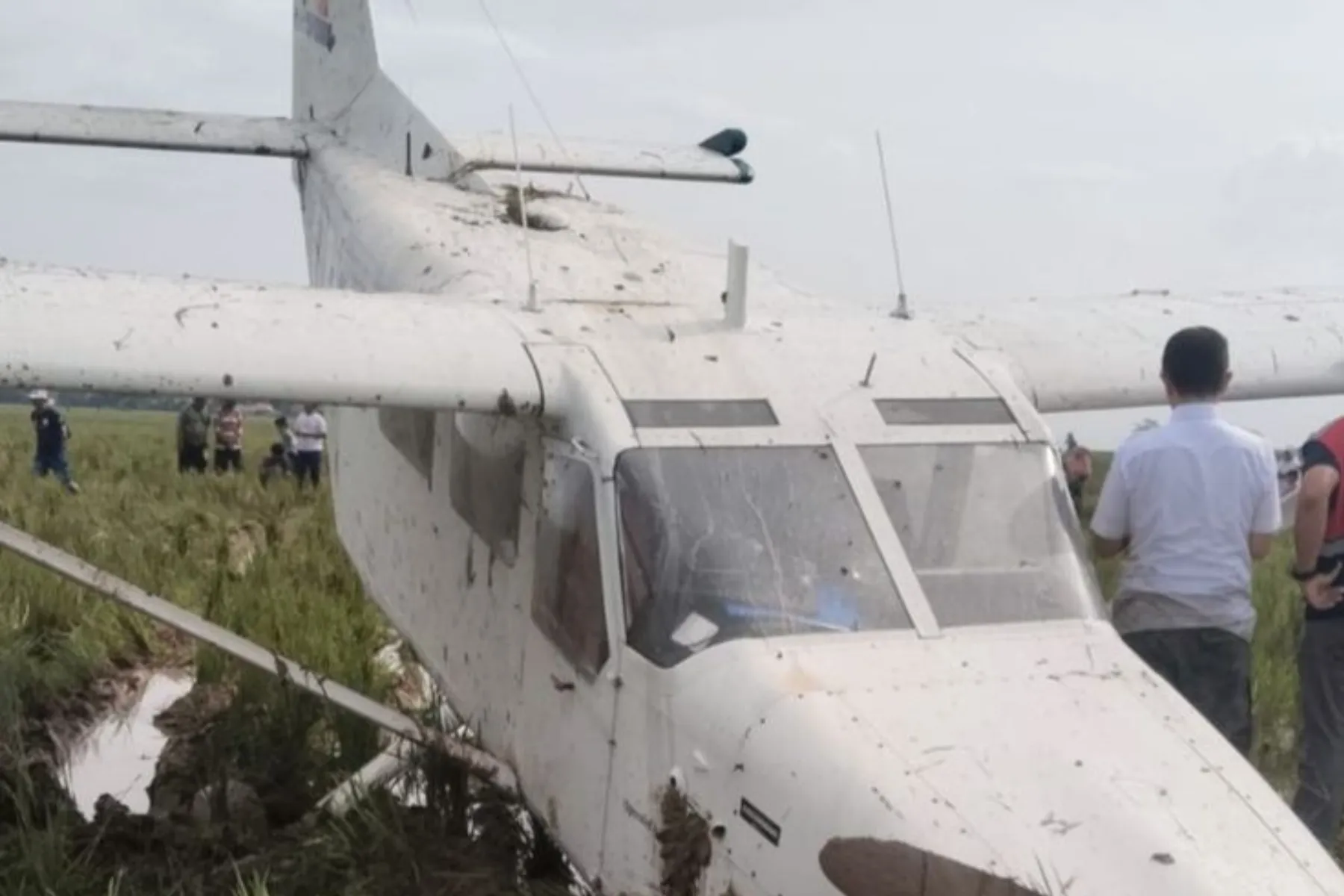 Pesawat GA8 Airvan Jatuh di Karawang, Lima Awak Selamat