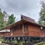 Atap rumah khas Jawa Barat sunda