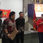 Foto PJS Ketua Wilayah LMND Banten melantik LMND Kabupaten Tangerang di Tangerang, Sabtu (11/4). (Dok: LMND Banten)