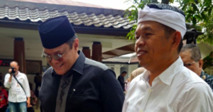 Foto Gubernur Jabar Dedi Mulyadi dan Kepala Kantor Wilayah Kementerian Agama Provinsi Jawa Barat, Dudu Rohman usai acara Musrenbang Jabar di Bandung. (dok: Kemenag Jabar)