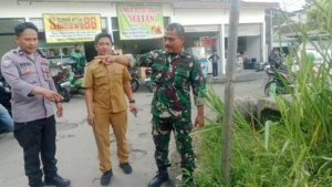 Sering Terjadi Kecelakaan, Warga Bangun Portal Swadaya di Perlintasan Rawa Buntu
