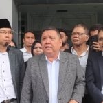 Foto Ketua Tim Hukum Jabar Istimewa (Jabis) Jutek Bongso, SH., (tengah). (Dok: Pasjabar)