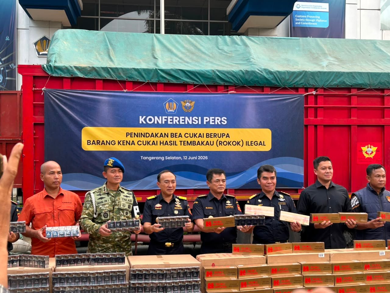Bea Cukai Bongkar Modus Penyelundupan Rokok Ilegal di Penyeberangan Merak