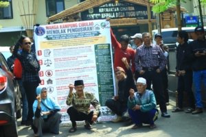 Terima Somasi Pengosongan, Warga Cibulao Puncak Minta Kepastian Status Tempat Tinggal